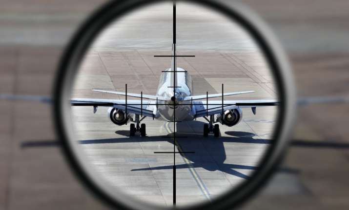 UK minister warns against al-Qaeda attacks on airports,