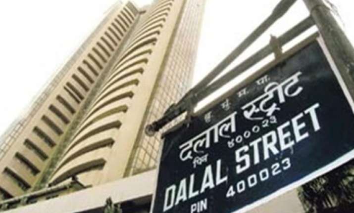 Sensex, Nifty turn choppy amid weak global cues