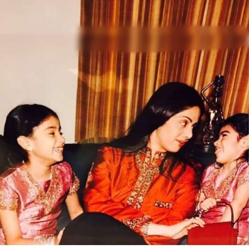 Candid Photos Of Sisters Janhvi And Khushi Kapoor That Scream Hotness Khushi kapoor turns a year older today and she is away in the us studying at the new york film academy. sisters janhvi and khushi kapoor