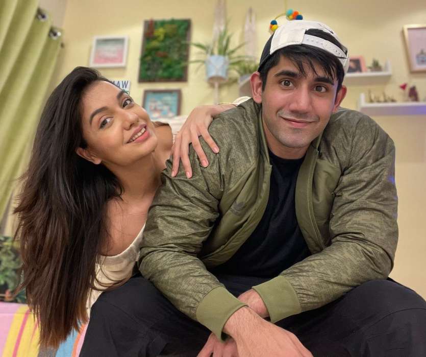 In Pics: Varun Sood and Divya Agarwal's lovestruck photos you cannot miss!