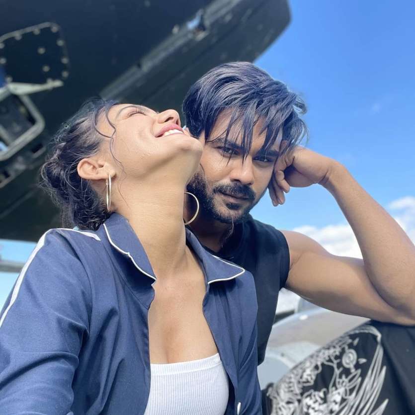 Khatron Ke Khiladi 11: Vishal Aditya Singh shares cozy photos with Sana