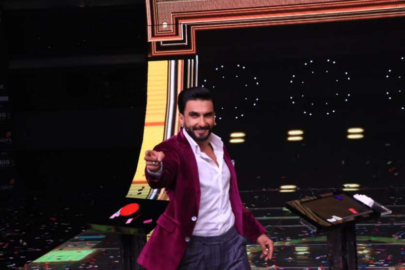 The Big Picture launch: Ranveer Singh sets stage ablaze with his high  voltage energy | IN PICS