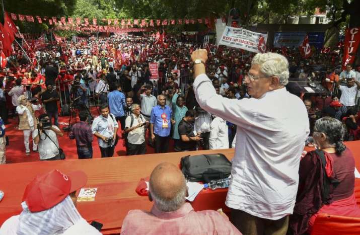 New Delhi: CPI(M) general secretary Sitaram Yechury (R)