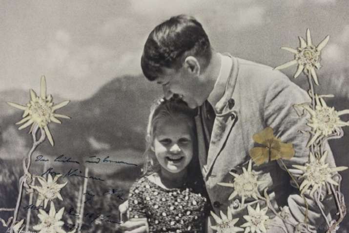 The black-and-white image taken by Heinrich Hoffmann and
