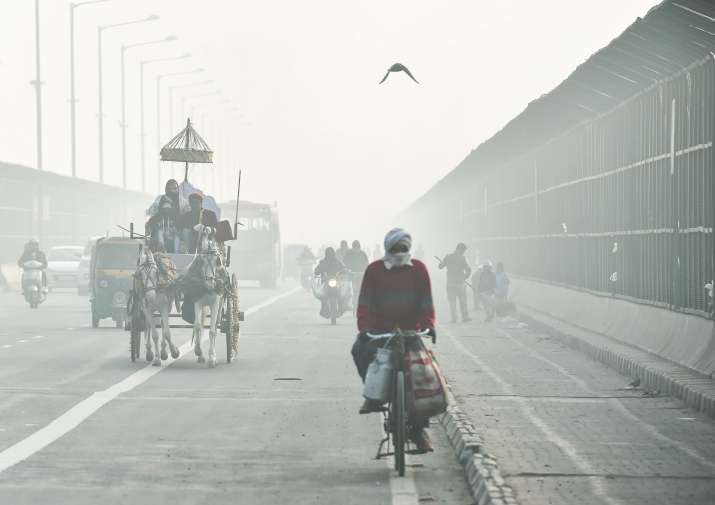 At 5 degree Celsius, Delhi records coldest day of the month India