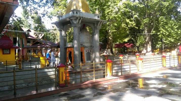 Kheer Bhawani temple