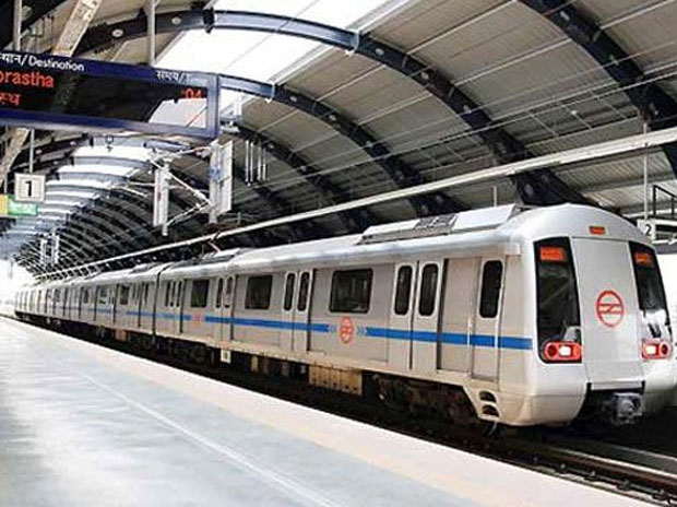 AAP student wing demands free Delhi Metro rides for