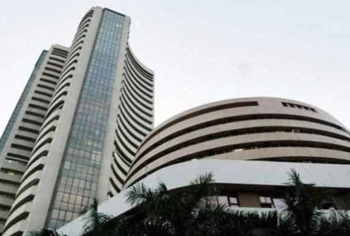 Key Indian equity market indices open in red.
