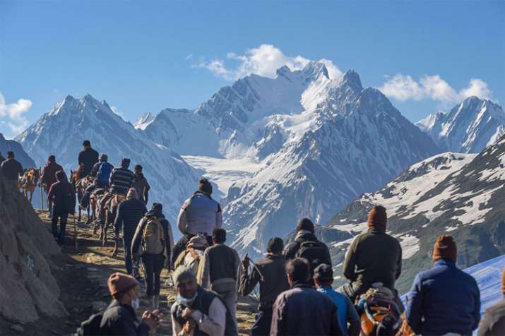 Over 95K pilgrims perform Amarnath Yatra in 7