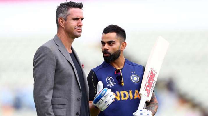 Kevin Pietersen with Virat Kohli