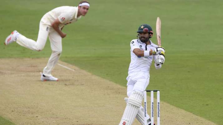 England's Stuart Broad, left, bowls to Pakistan's Mohammad
