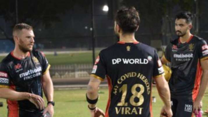 RCB captain 'My COVID Heroes' jersey