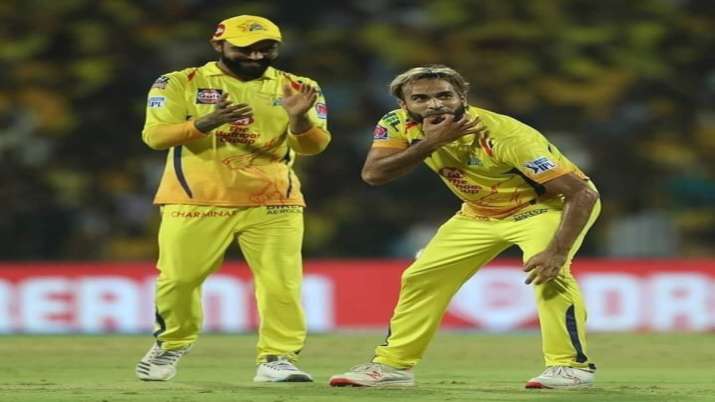 Imran Tahir and Ravindra Jadeja of CSK