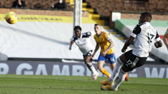 Fulham's Ivan Cavaleiro misses a penalty shot during the