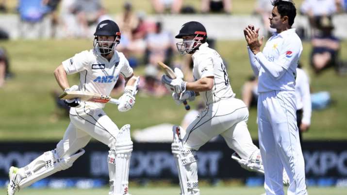 New Zealand batsmen Kane Williamson, left, and Henry