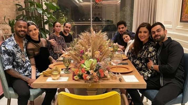 Virat Kohli, Anushka Sharma celebrate new year with Hardik