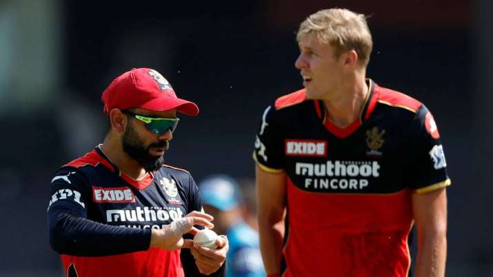 Virat Kohli and Kyle Jamieson