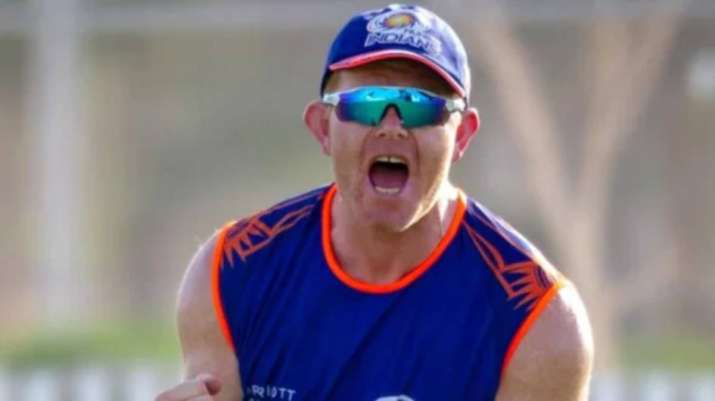 Mumbai Indians fielding coach James Pamment