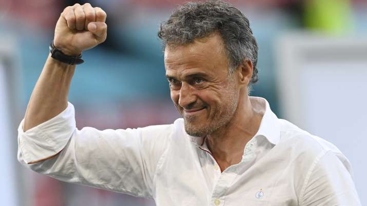 Spain manager Luis Enrique.  celebrate at the end of