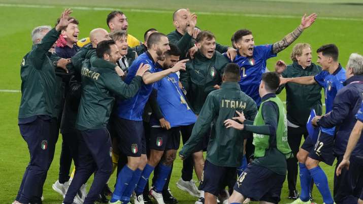 Italy celebrates after defeating Spain in their Euro 2020