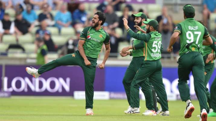 Hasan Ali of Pakistan celebrates after getting Dawid Malan of England