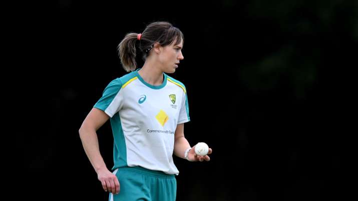 Ellyse Perry set to spearhead depleted Australian bowling attack against India