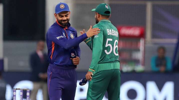 India's captain Virat Kohli (left) and Pakistan's captain